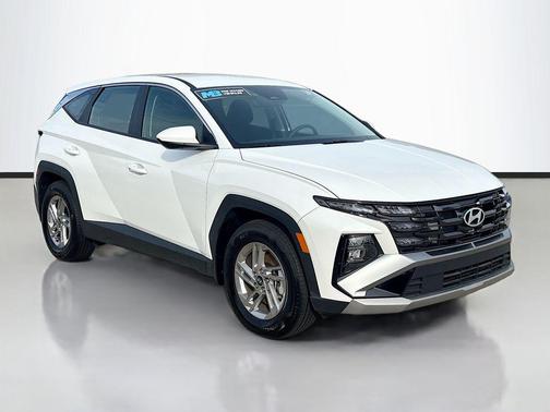2025 Hyundai TUCSON SE