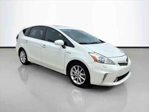 2013 Toyota Prius v Two