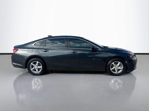 2017 Chevrolet Malibu 1LS