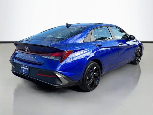 2026 Hyundai ELANTRA Sport