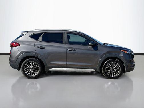 2021 Hyundai TUCSON SEL