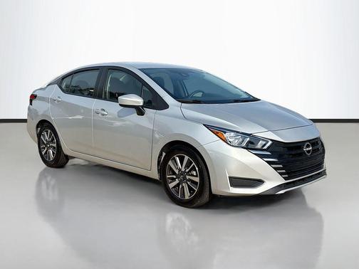 2023 Nissan Versa 1.6 SV