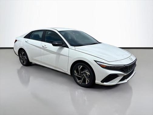 2025 Hyundai ELANTRA Sport