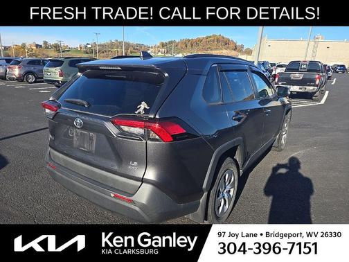 2019 Toyota RAV4 LE