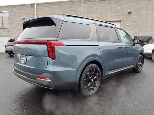 2026 Kia Carnival SX