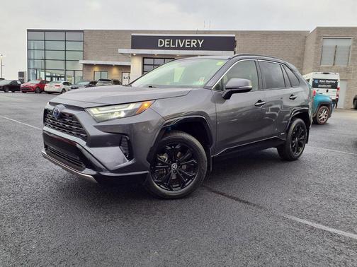 2023 Toyota RAV4 Hybrid SE