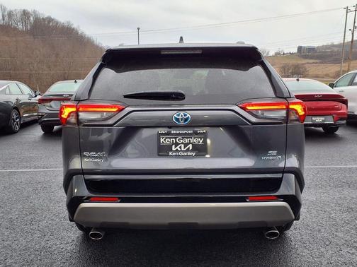 2023 Toyota RAV4 Hybrid SE