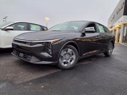 2026 Kia K4 LX