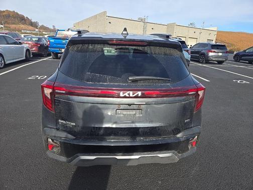2024 Kia Seltos EX