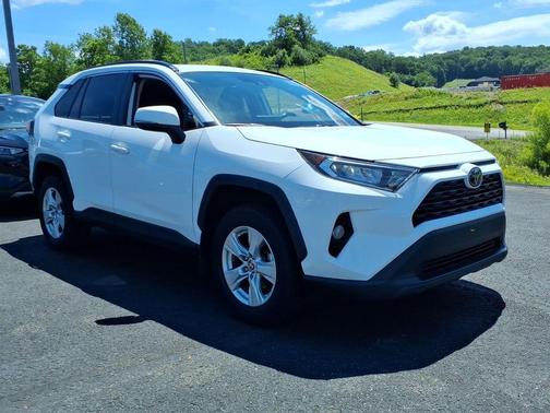 Super White 2021 Toyota RAV4 XLE