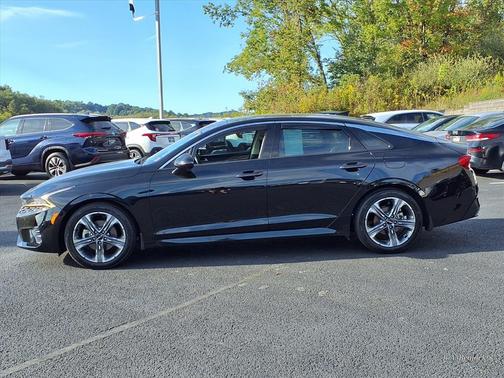 2023 Kia K5 EX
