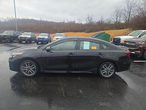 2023 Kia Forte GT-Line