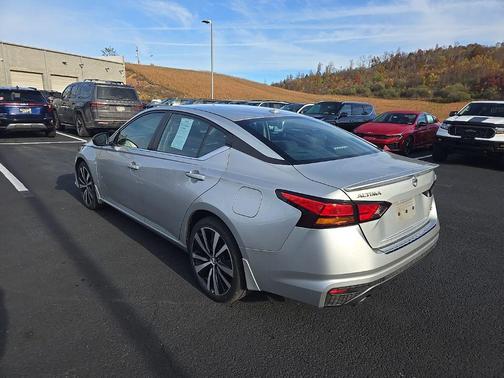 2019 Nissan Altima 2.5 SR