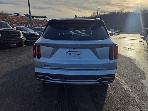 2023 Kia Sorento Plug-In Hybrid SX Prestige