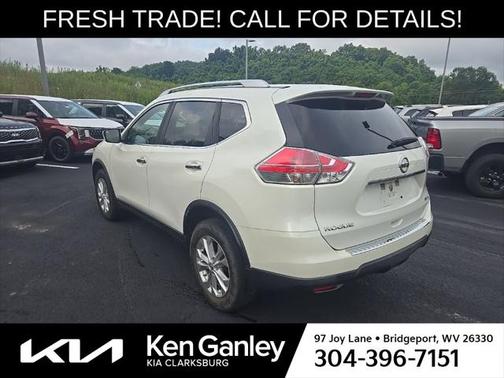 2016 Nissan Rogue SV