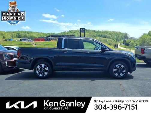 Crystal Black Pearl 2020 Honda Ridgeline RTL