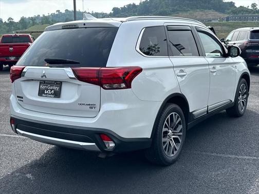 2017 Mitsubishi Outlander GT