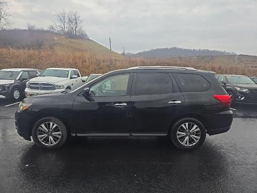 2020 Nissan Pathfinder SL 4WD