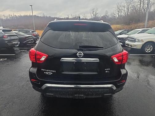 2020 Nissan Pathfinder SL 4WD