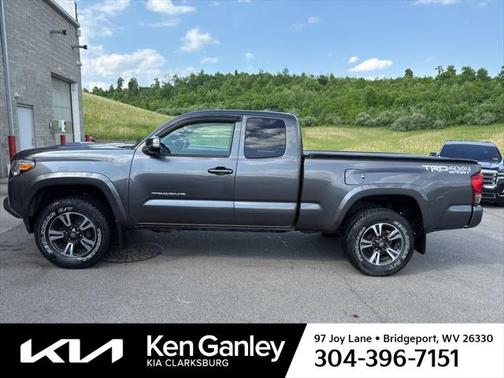 2017 Toyota Tacoma TRD Sport