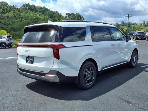 2026 Kia Carnival SX