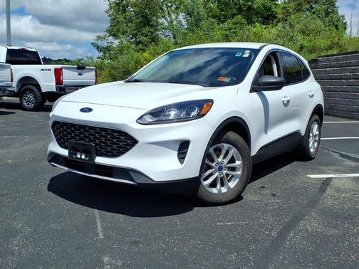 Oxford White 2022 Ford Escape SE