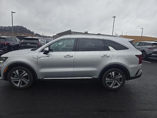2023 Kia Sorento Plug-In Hybrid SX Prestige