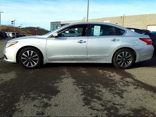 2017 Nissan Altima 2.5 SV
