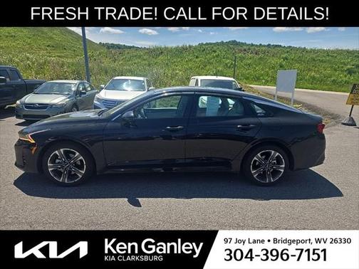 2022 Kia K5 EX