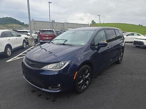 2019 Chrysler Pacifica Touring Plus