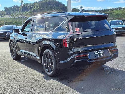 2026 Kia EV9 Land