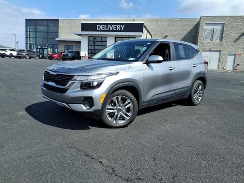 Steel Gray 2021 Kia Seltos LX