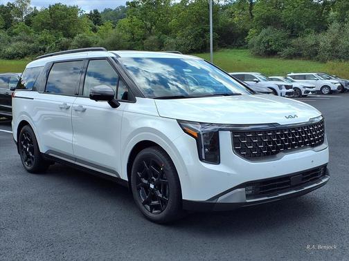 2026 Kia Carnival LXS