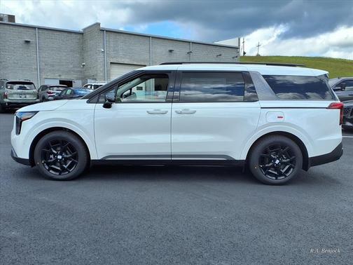 2026 Kia Carnival LXS