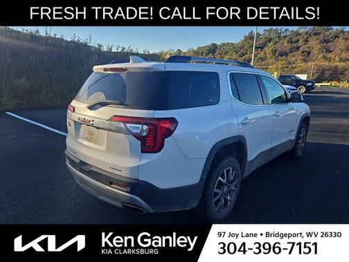 2023 GMC Acadia AWD SLT
