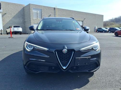 2018 Alfa Romeo Stelvio Sport