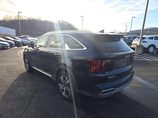 2023 Kia Sorento Plug-In Hybrid SX Prestige