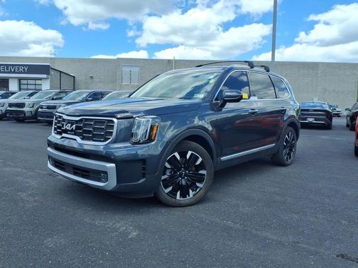 Gravity Gray 2024 Kia Telluride SX Prestige