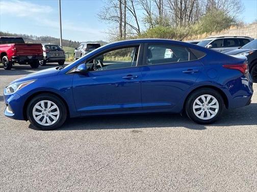 2022 Hyundai Accent SE