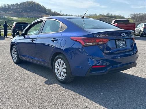 2022 Hyundai Accent SE