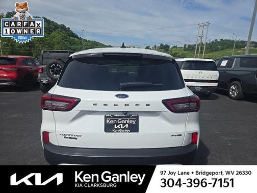 Oxford White 2025 Ford Escape Active