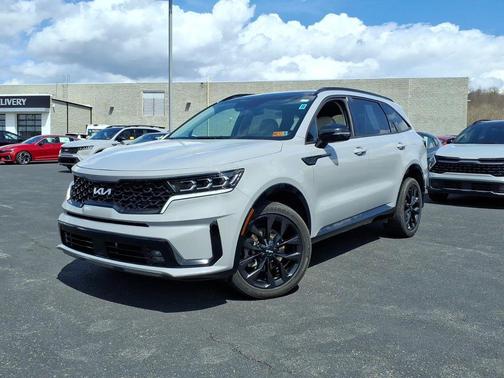 Wolf Gray 2022 Kia Sorento SX