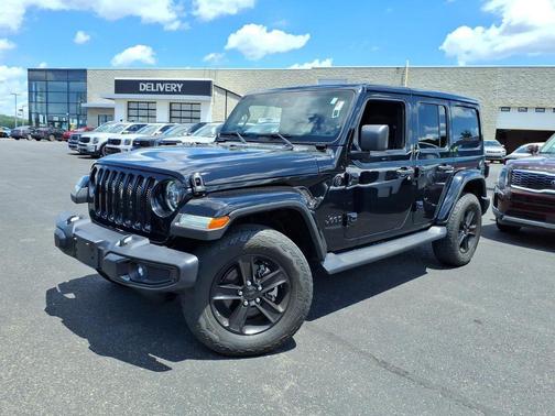 Black 2021 Jeep Wrangler Unlimited Sahara