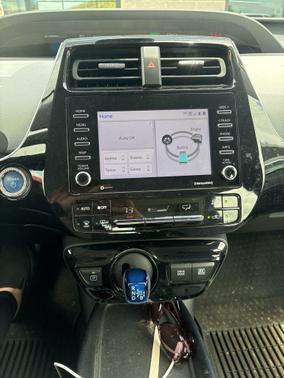 Midnight Black Metallic 2022 Toyota Prius LE