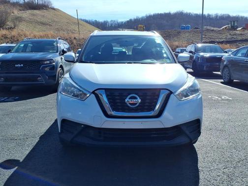 2018 Nissan Kicks SV