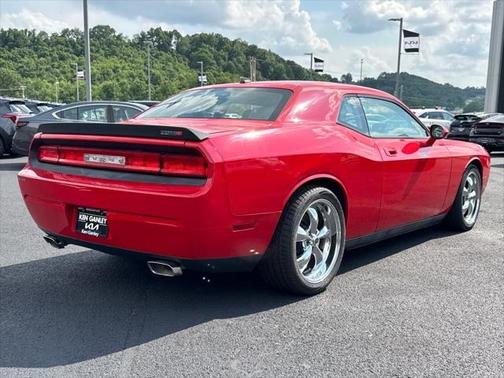 2009 Dodge Challenger SRT8