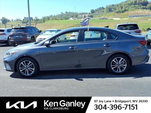 2022 Kia Forte LXS