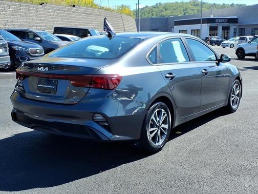 2022 Kia Forte LXS