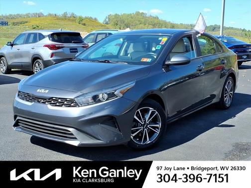 2022 Kia Forte LXS