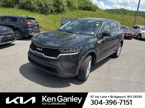 2022 Kia Sorento LX